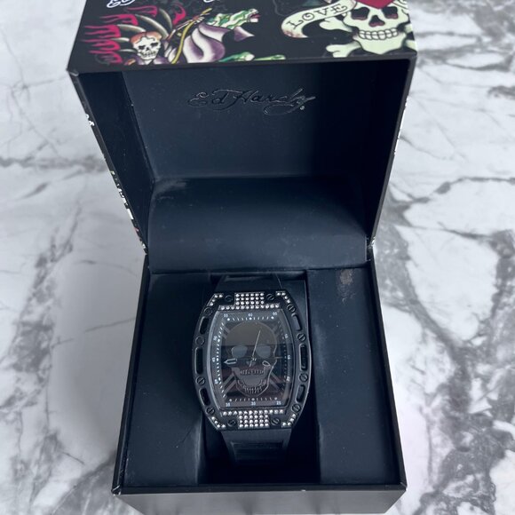 ED HARDY Skull Men's Quartz Movement Analog Bling Watch Black - Picture 1 of 8